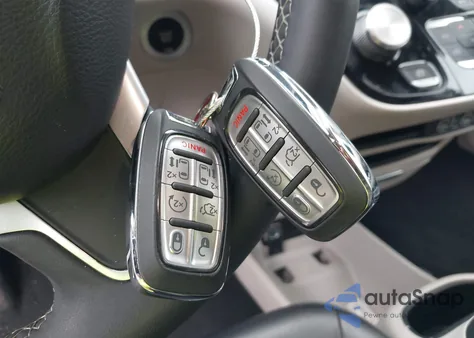 2023 Chrysler Pacifica Touring L z USA, uszkodzony, nr VIN 2C4RC1BG9PR549324